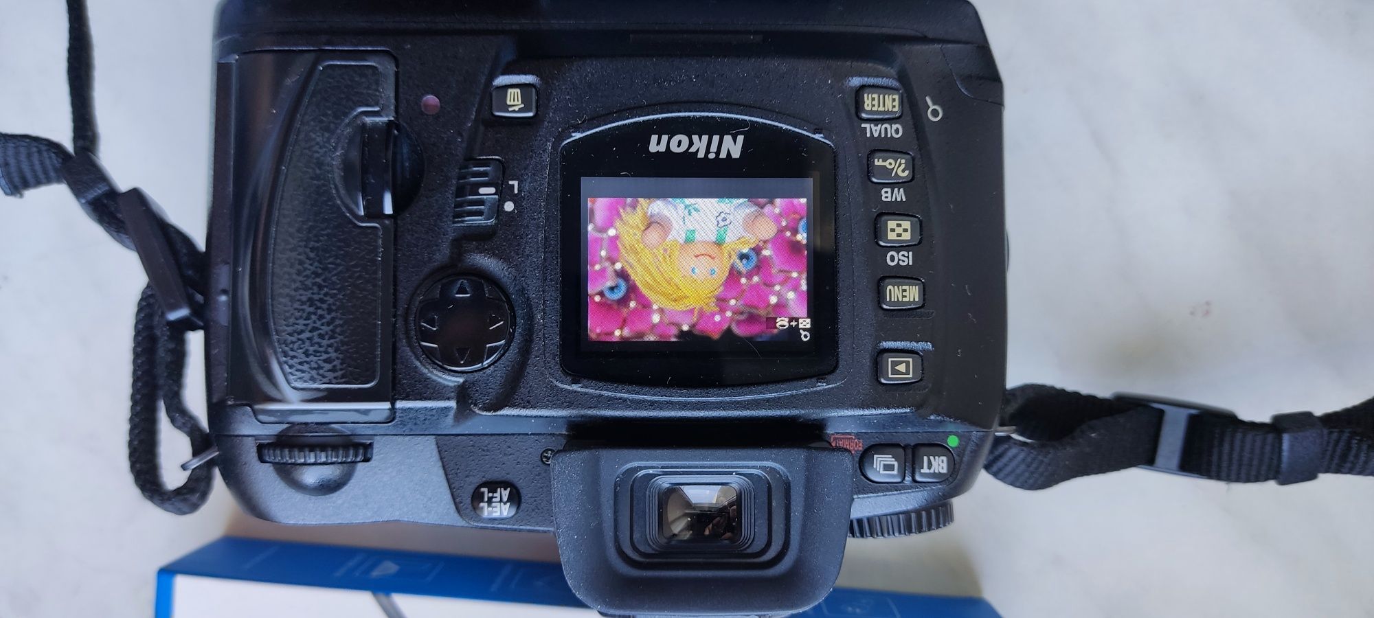 Nikon D70 фотоапарат