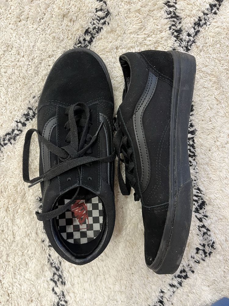 Czarne vans old skool
