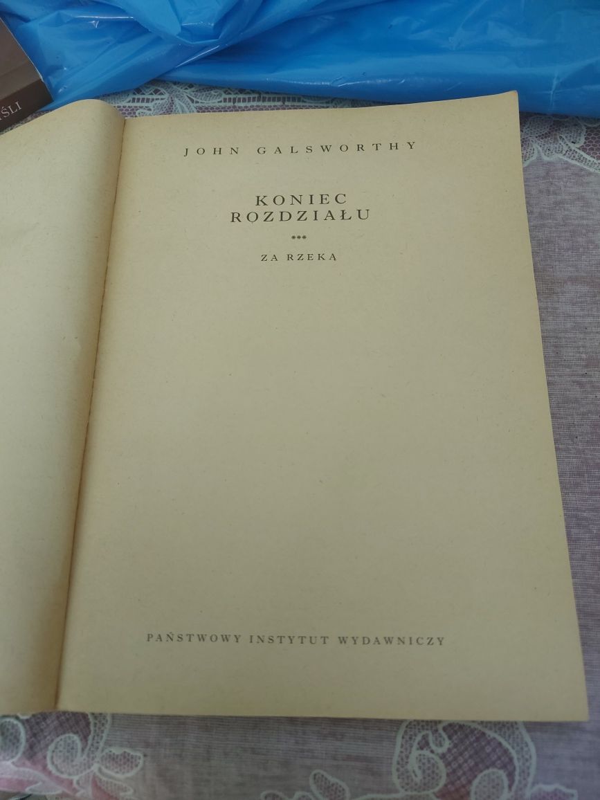 Książka ZA RZEKĄ 1975tok TOM 3