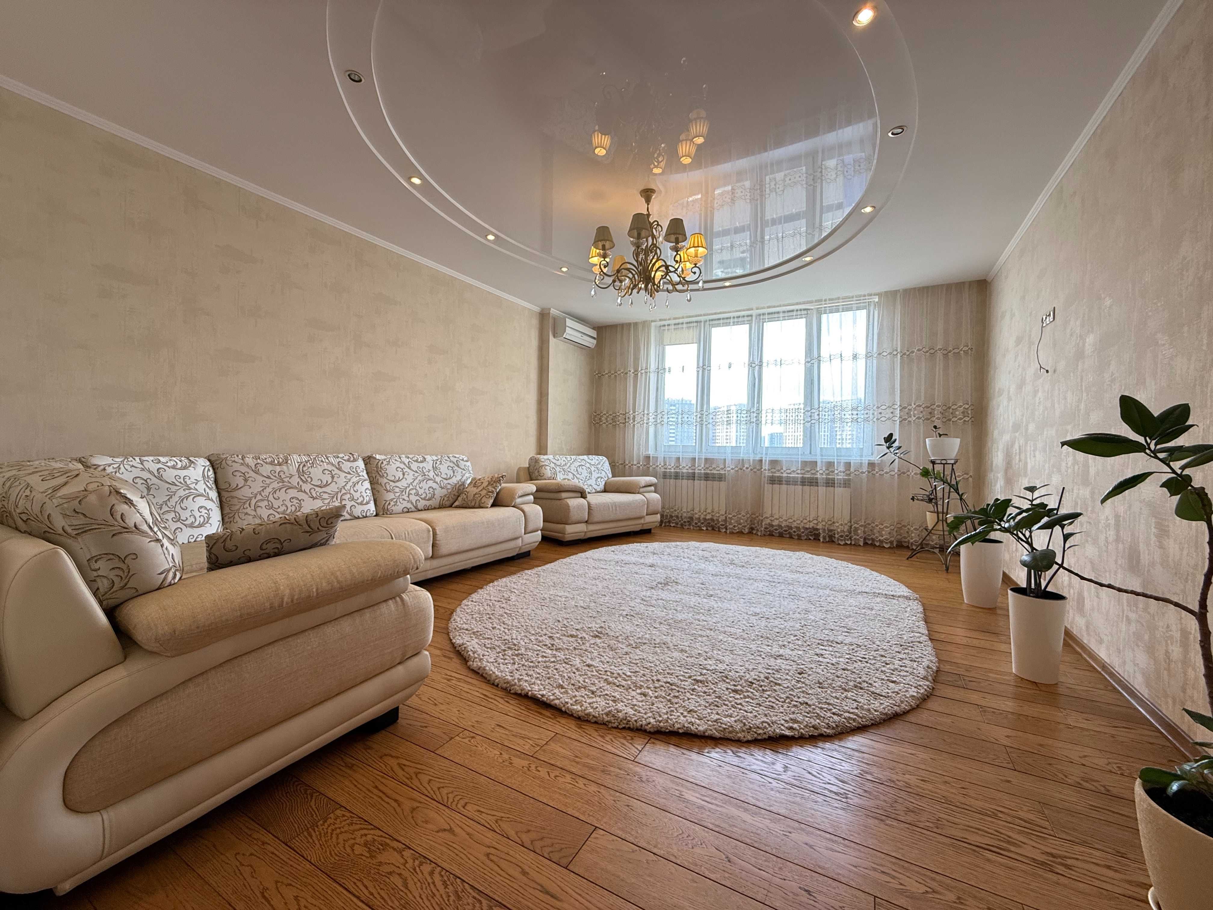 4-кімн. 133кв.м, вул. Срібнокільська  22, метро Осокорки, Рівер Молл.