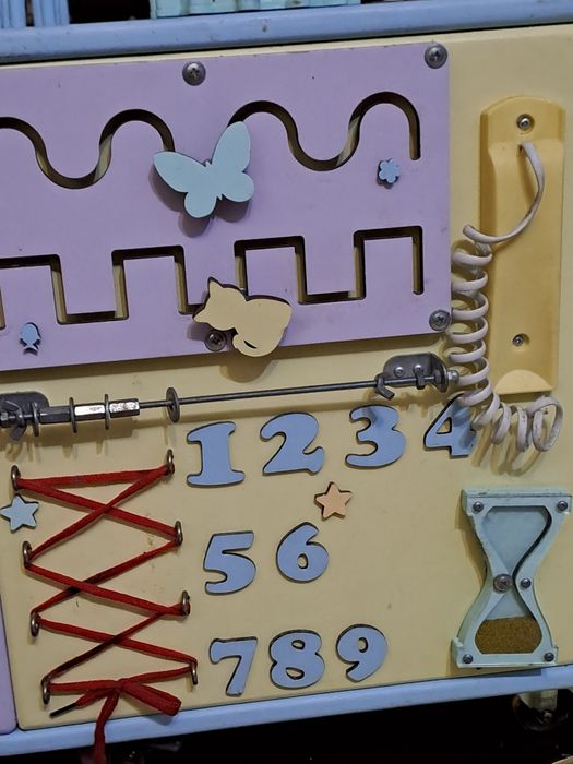 Базі куб , дитяча розвиваючи іграшка від busy kids