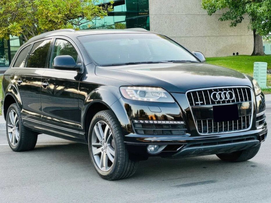 Audi Q7      2014