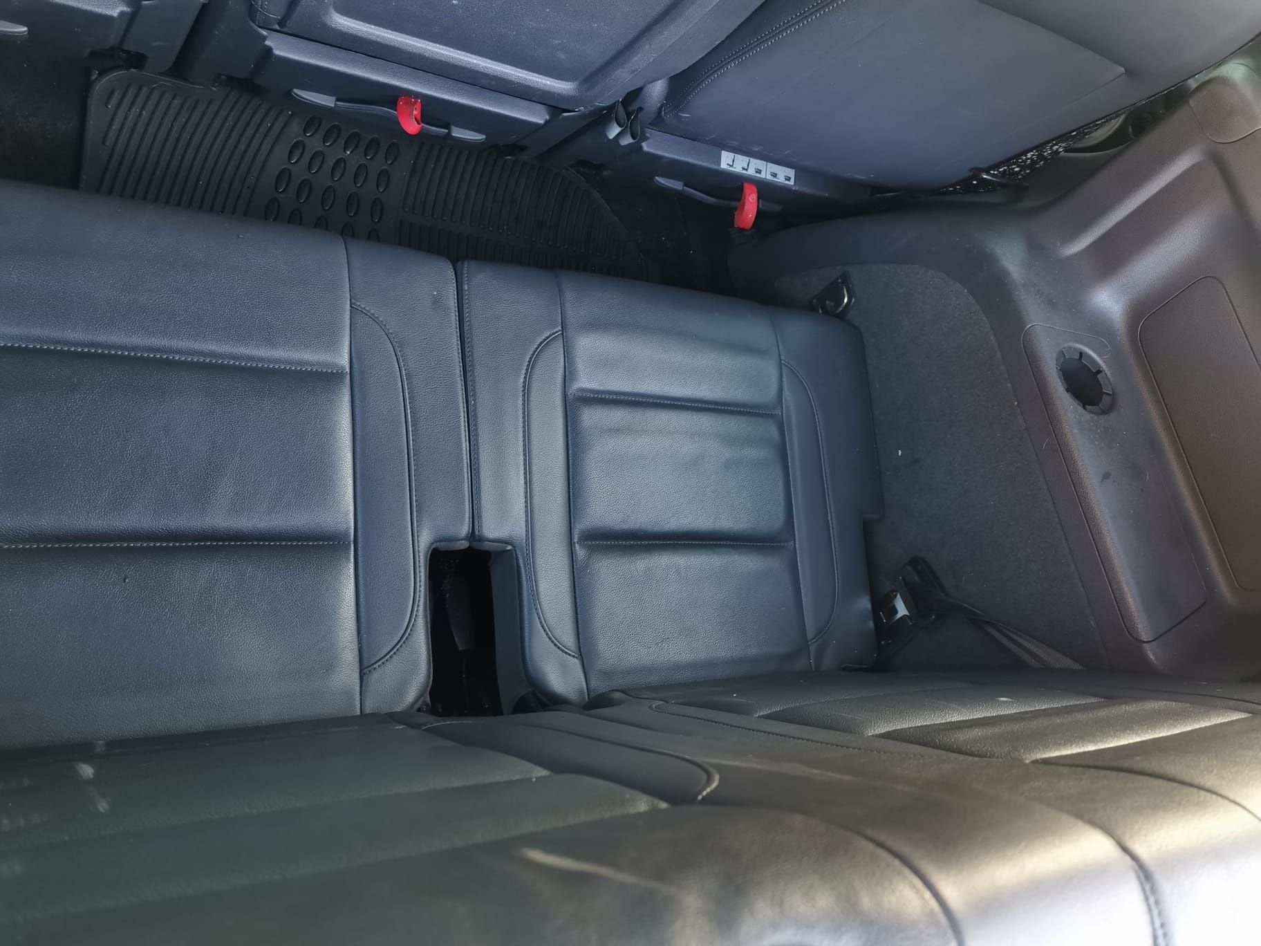 Fotele kanapy VW Volkswagen Touran skóra