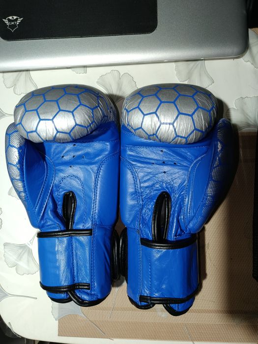 Боксерські рукавички Bad Boy 12 унцій, справжня шкіра