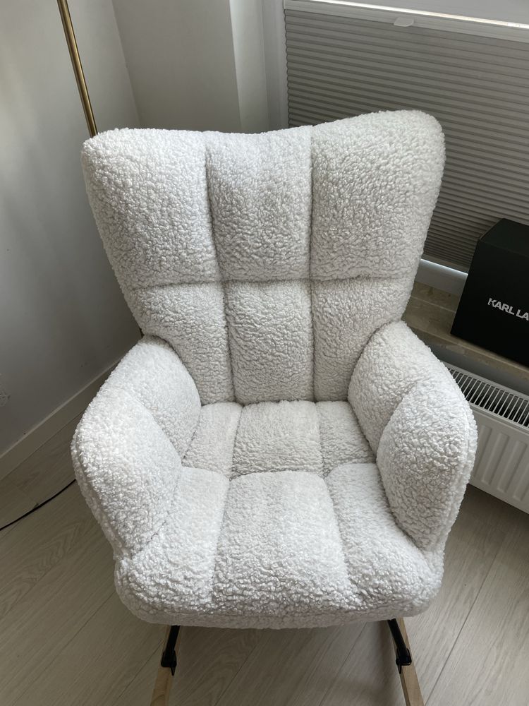 Fotel bujany bouce