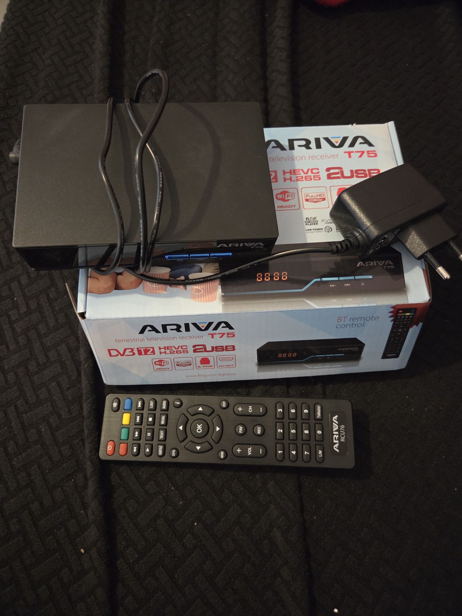 Telewizor FUNAI LED LCD 32FDI5555/10 z zestawem