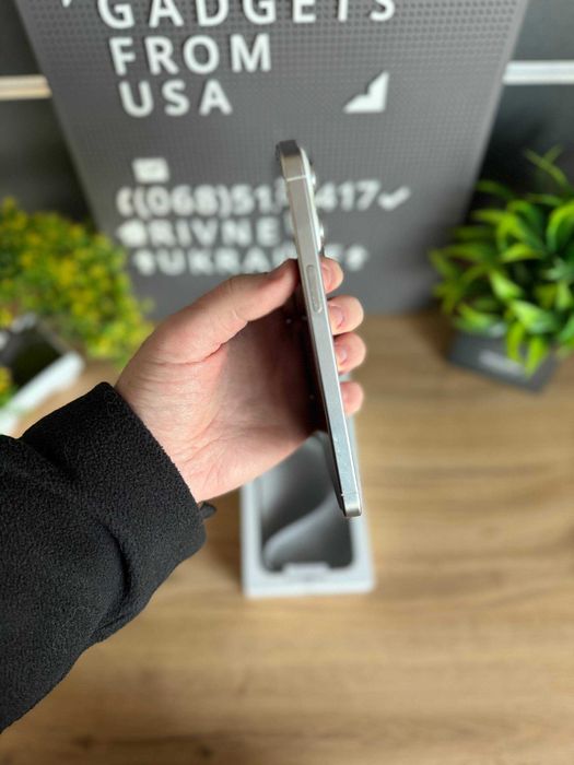 Apple Iphone 15 Pro Max 256 GB White Titanium Neverlock global