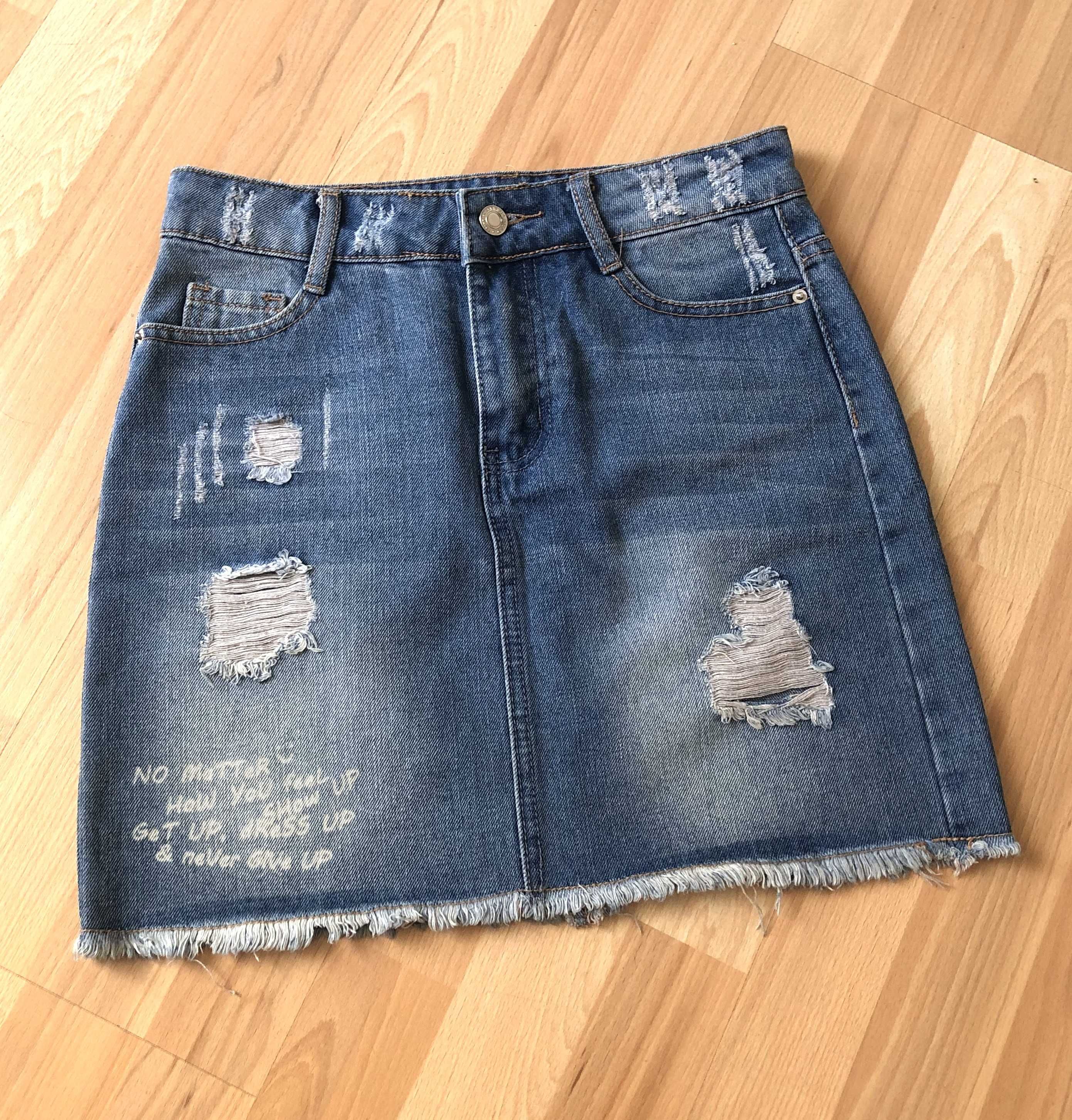 Mini spódniczka jeansowa z przetarciami Sinsay