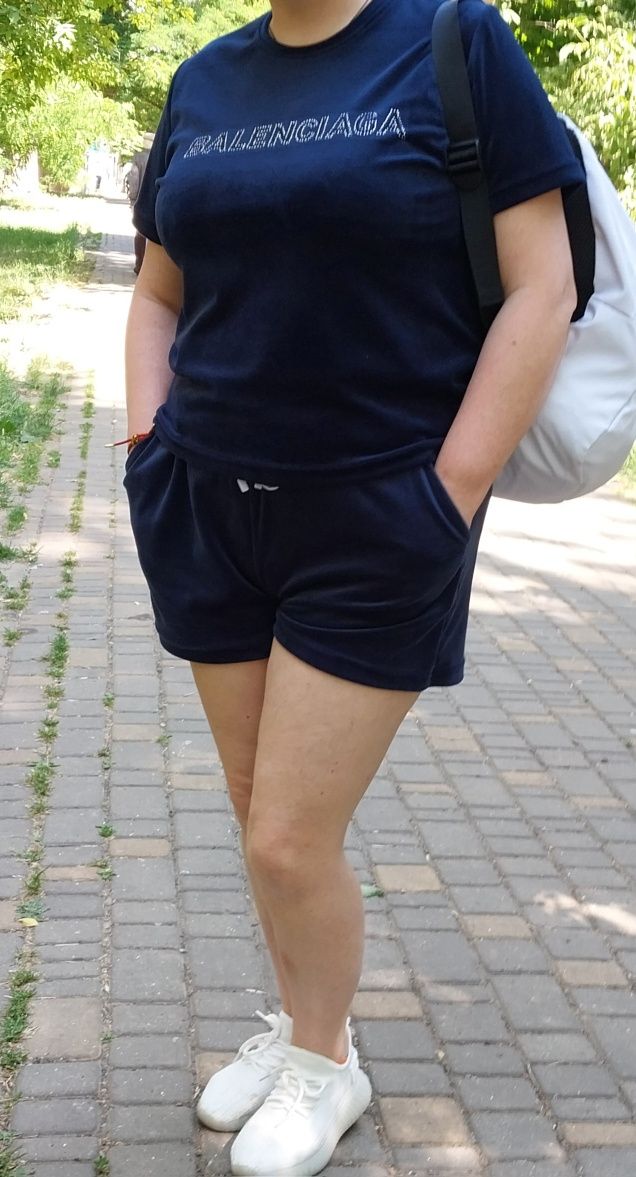 Жіночій велюровий костюм, 42р,44р,46р,48р