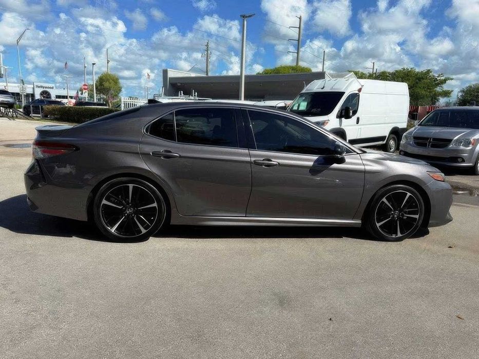 Toyota Camry XSE V6      2019