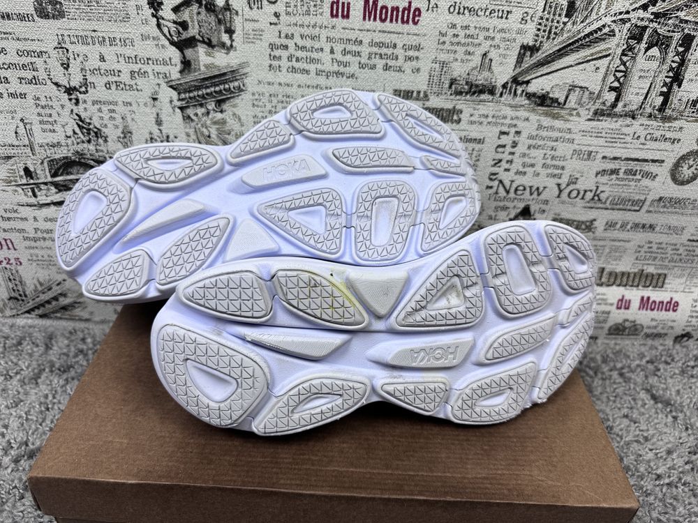 Кроссовки Hoka В Розміра 38,40,42,42.5,44 One One Bondi 8 / Original