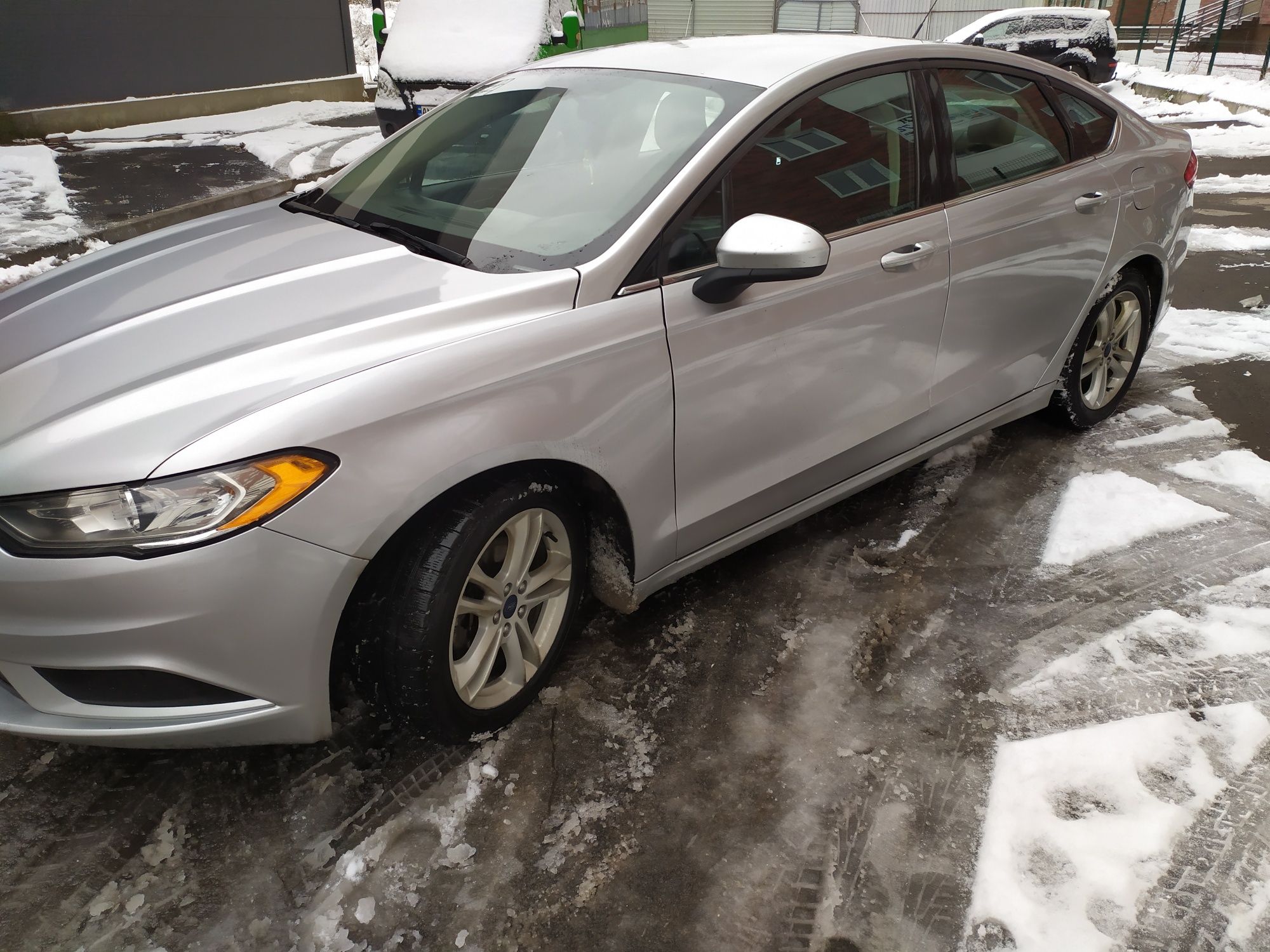 Продаю Ford Fusion Hybrid SE 2018