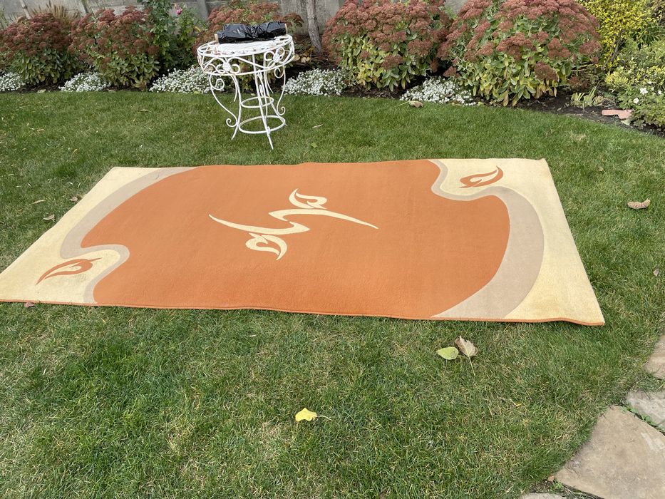 Продам ковер! В хорошем состоянии!