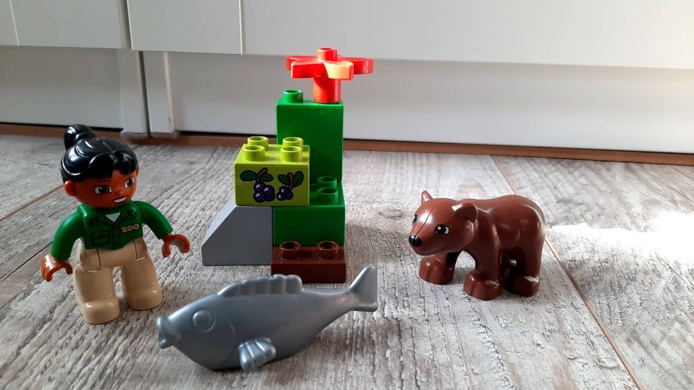Lego 10576 Duplo Opiekunka w Zoo