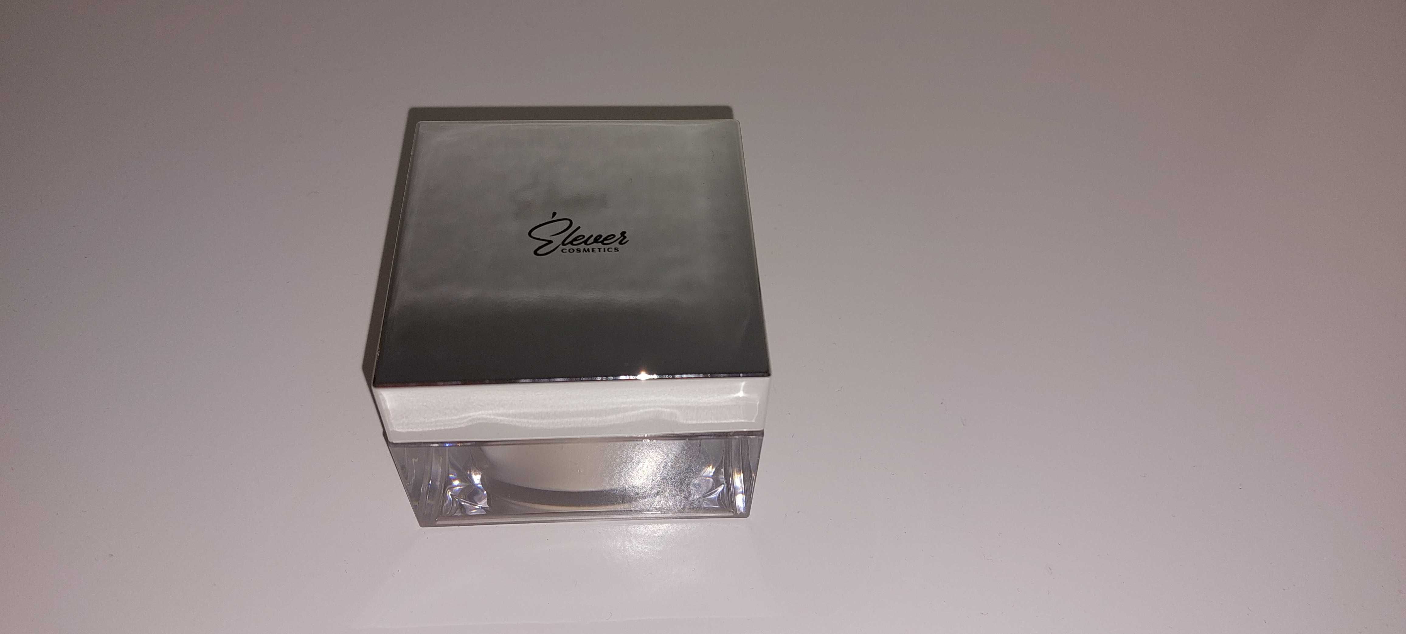 BLUR FIX Puder do twarzy ELEVER Cosmetics
