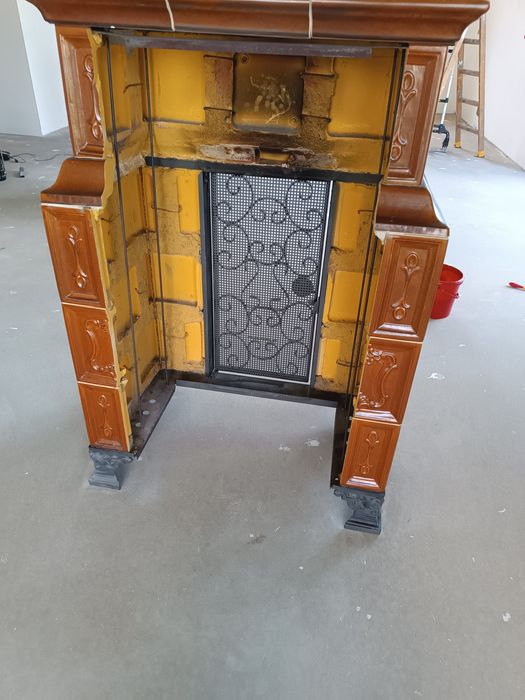 Piecyk kaflowy  w bardzo dobrym stanie