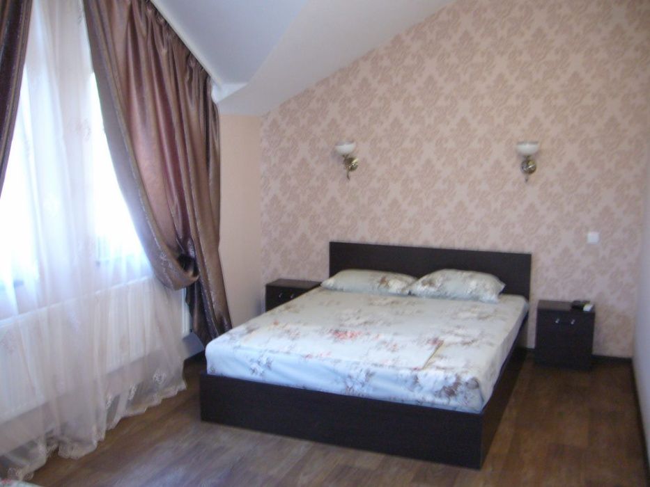 Дом посуточно 320м, еврорем, бассейн, беседка, караоке, сауна