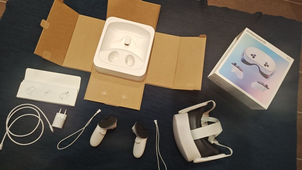 Meta Quest 3S 128 GB kompletny