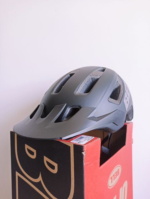 Kask rowerowy MTB Bell Nomad 2 czarny w rozm. S/M 52-57cm