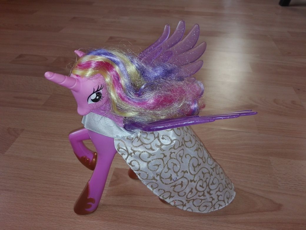 Śpiewajaca Cadence My Little Pony