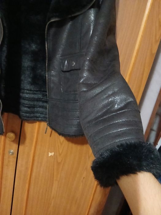 Дублонка натуральна шкіра майже нова