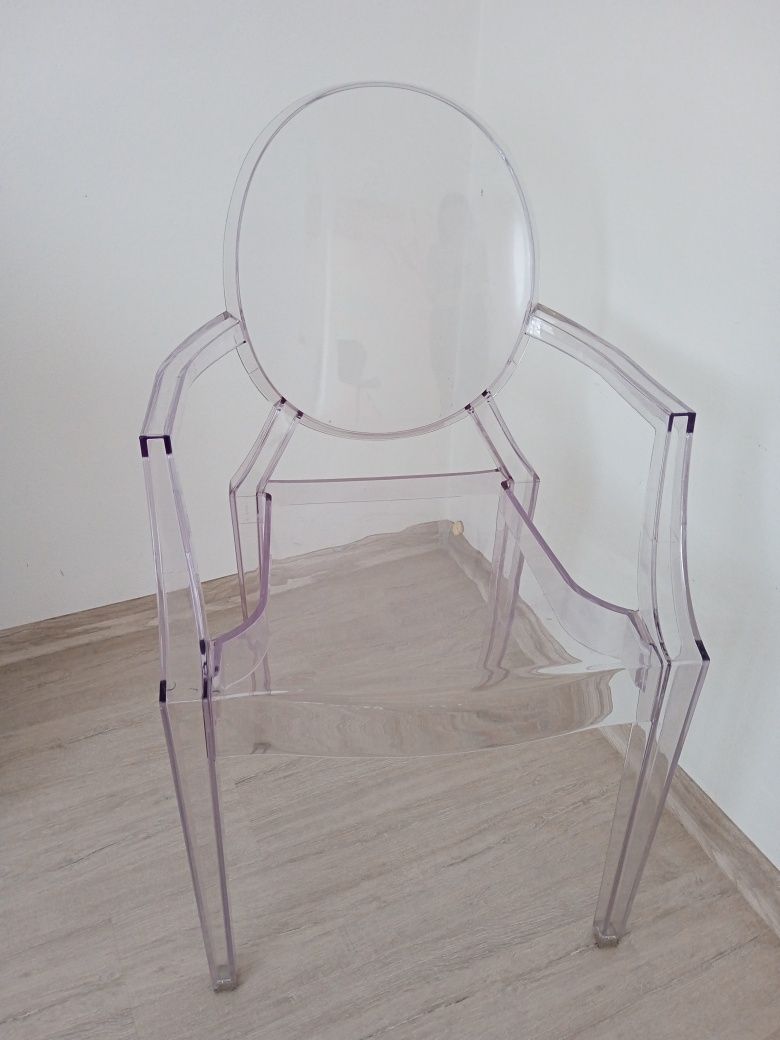 Krzesełko krzesło transparentne