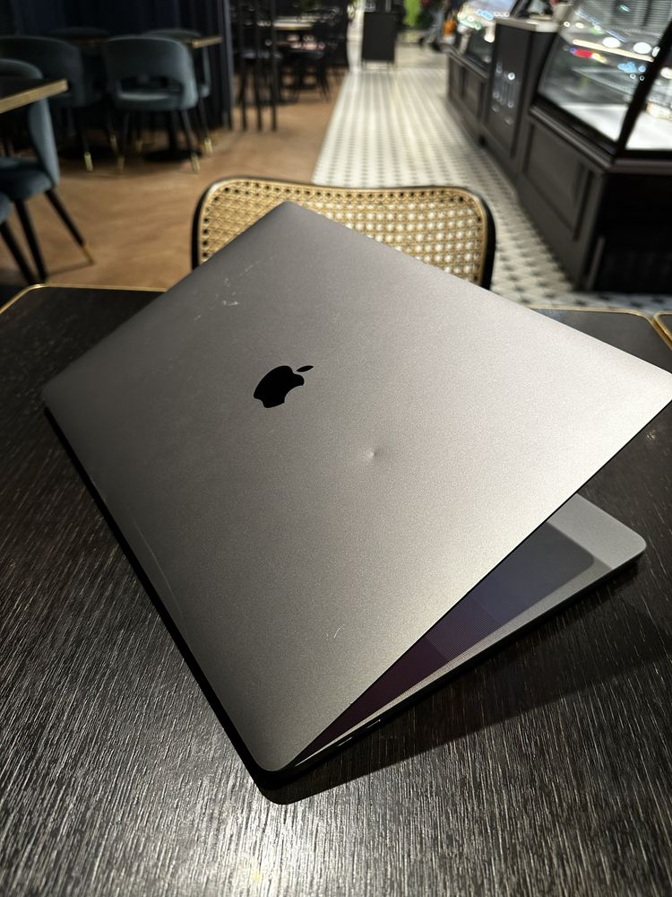 Macbook pro 16 2019