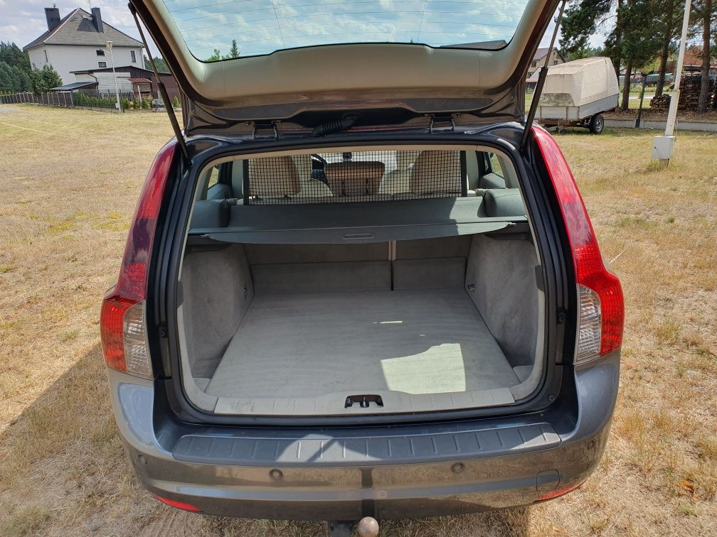 Volvo V50 2008r 2.0 Diesel 136Ps Xsenon,Navi,Automat,Tempomat,Skóra