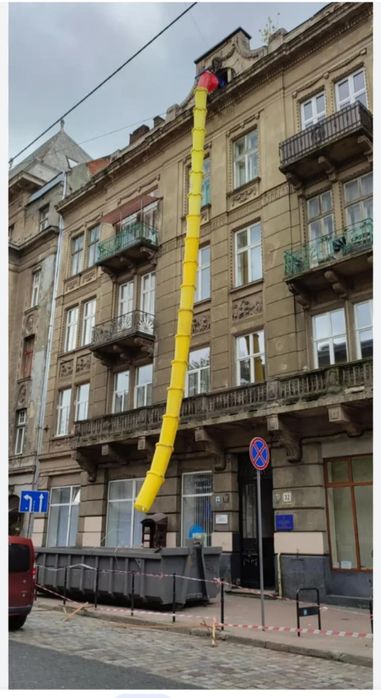 Будівельний сміттєпровід