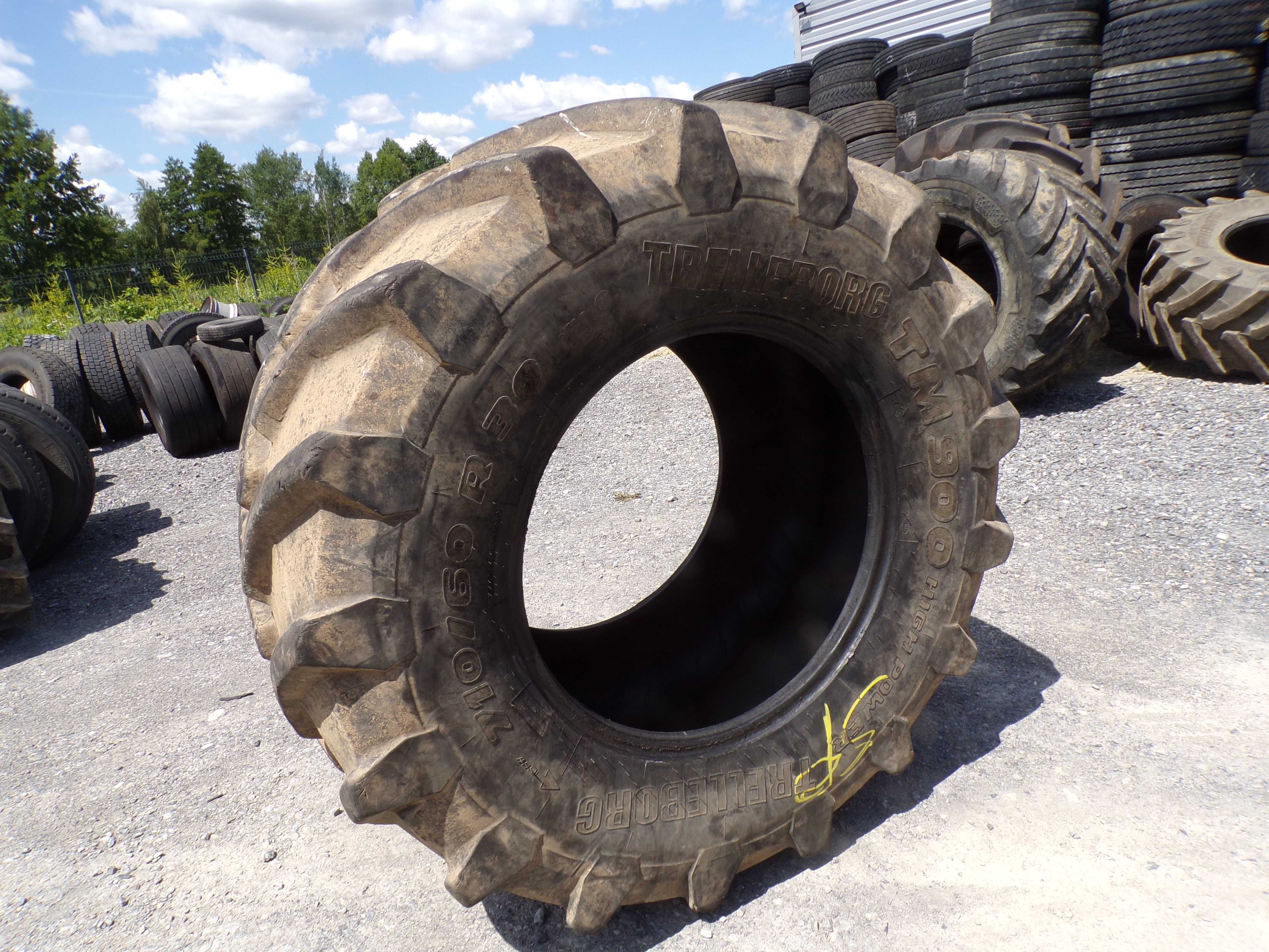 opona 710/60R30 TRELLEBORG TM900 (2500 netto)
