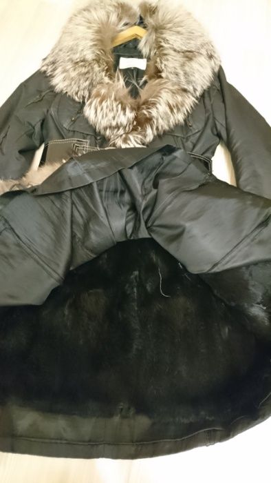 Пальто жіноче зимове з натуральним  хутром и підкладка кролик