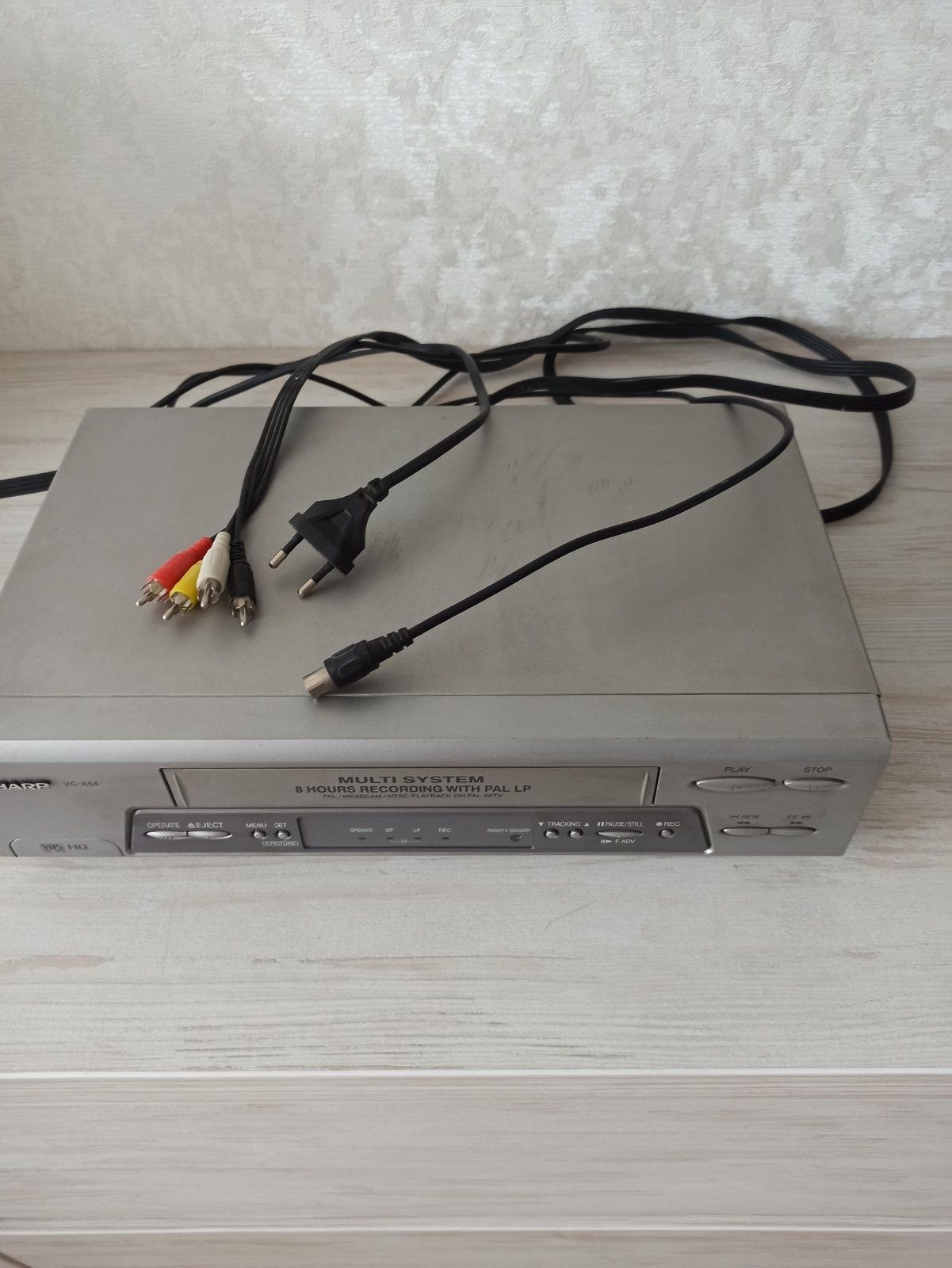 Продам Видиомагнитофон Sharp VC-A 54
