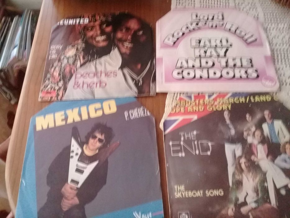 Singles músicas antigas.