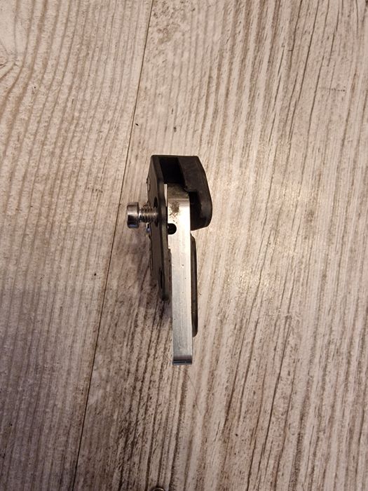 Adapter tylnego koła Giant Twist z mocowaniem czujnika