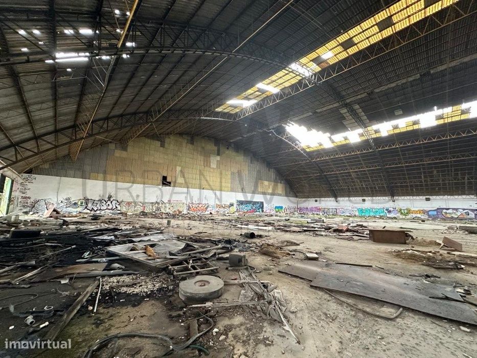 Armazém Industrial, Azeitão - Setúbal, 5.823 m2