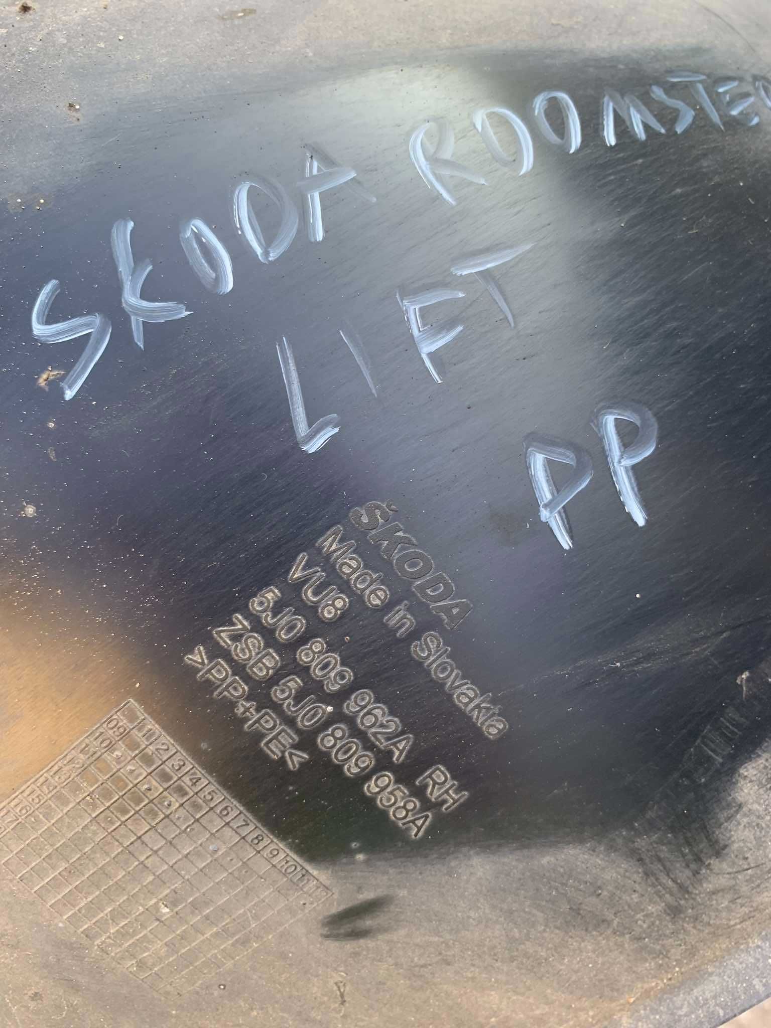 nadkole prawy przód prawe przednie skoda fabia 2 roomster praktik lift