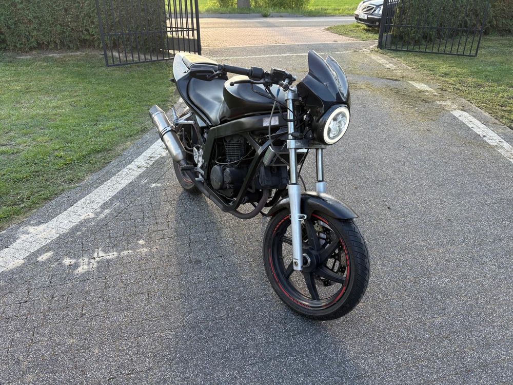 Motocykl Hyosung 250/125 kat.A1