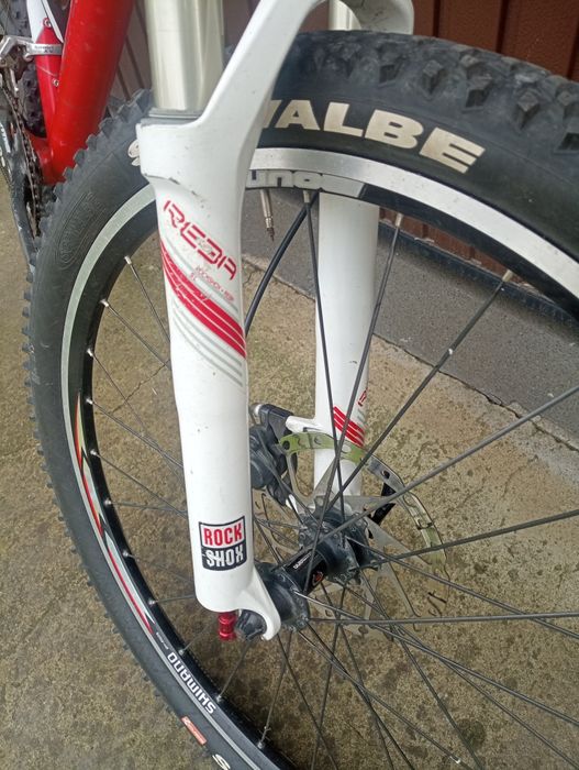 Rower no Saint na osprzęcie Sram 26