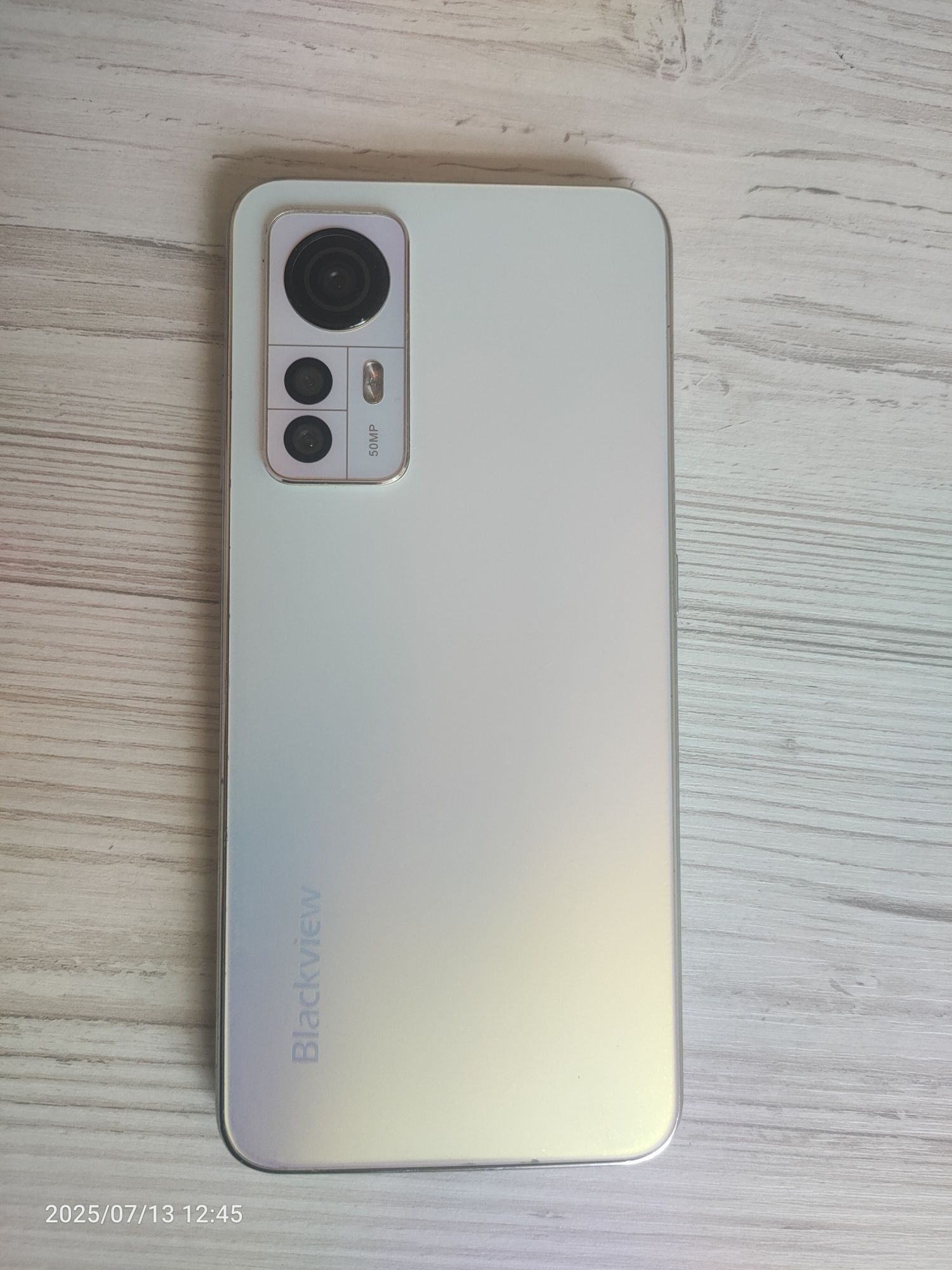 Blackview a85 8/128 mirror white