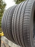 215/65/17 Sprzedam parę opon letnich Michelin Primensy 4