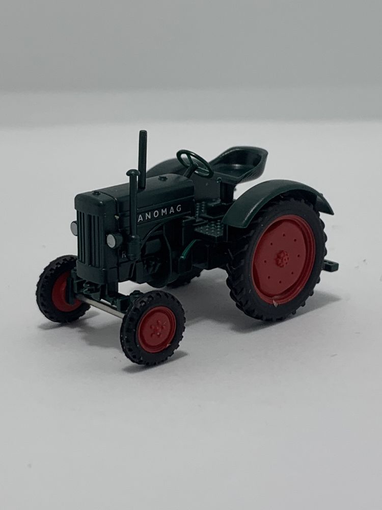 Tractor Hanomag R16 da Wiking escala 1/87