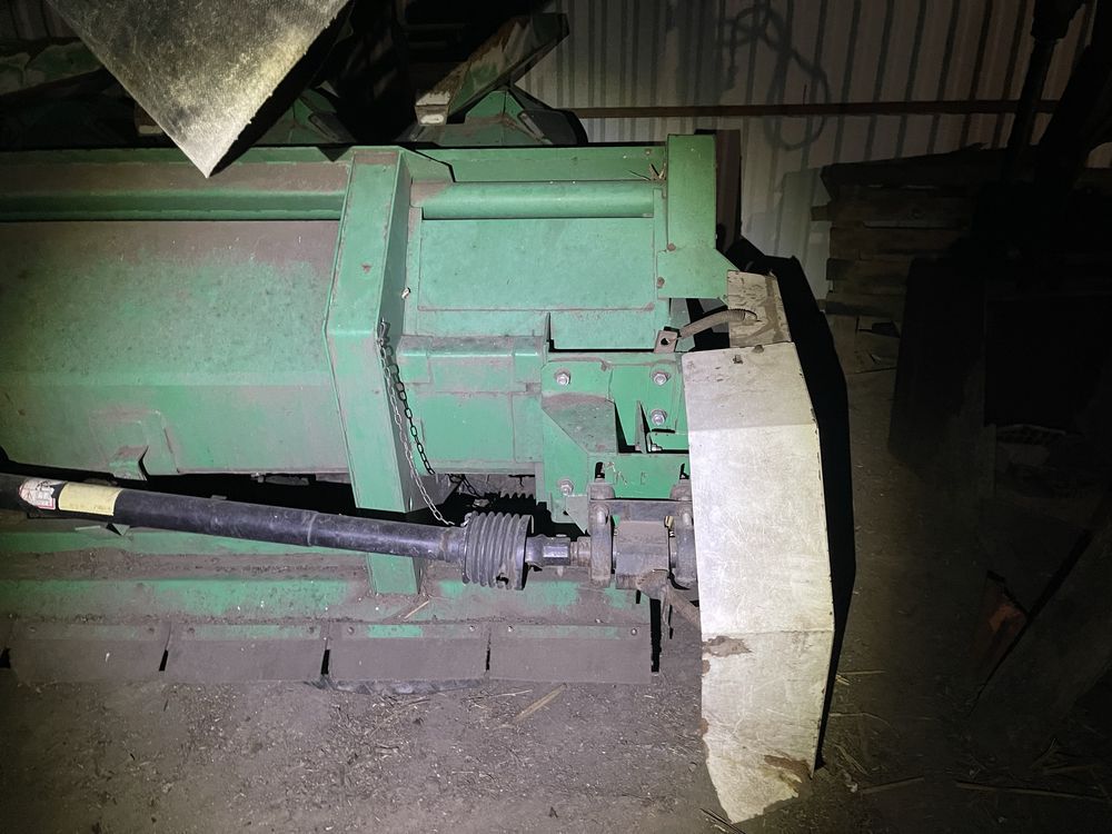 Кукурудзяна жатка КМС-8