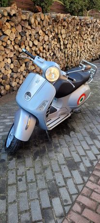 Piaggio Vespa 125