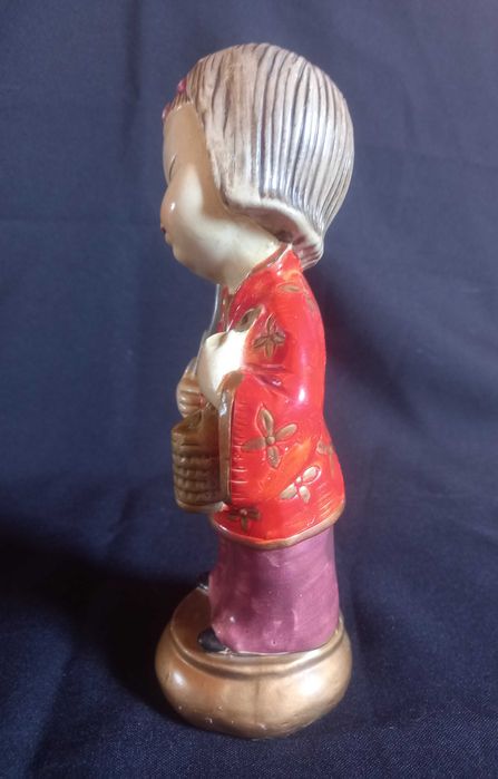 Boneca antiga com 21cm alt.