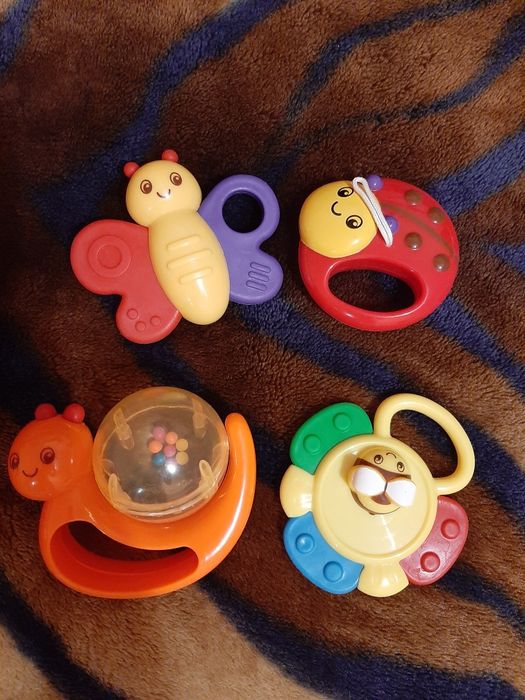 Музыкальный мобиль-кврусель Canpol babies  весенний луг 6 мелодий