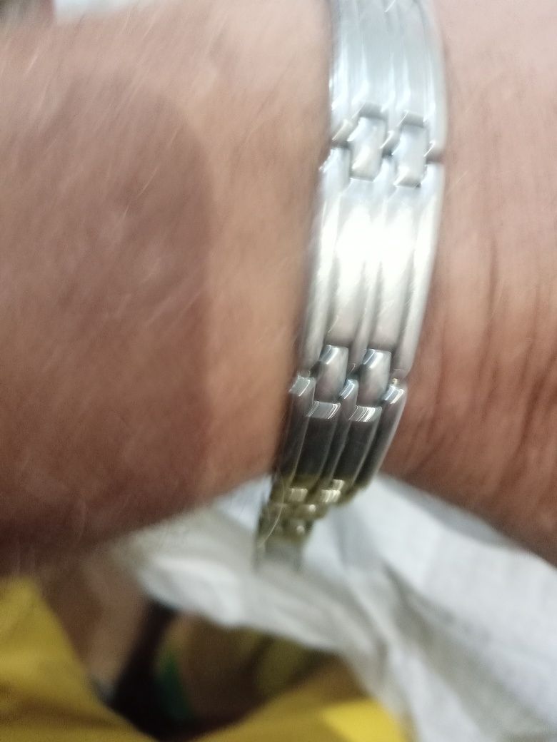 Pulseira trabalhada inox, praticamente nova