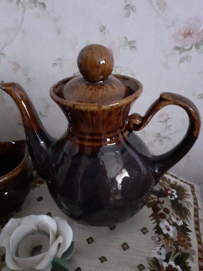 Продам кофеный набор на 2 персоны из керамики