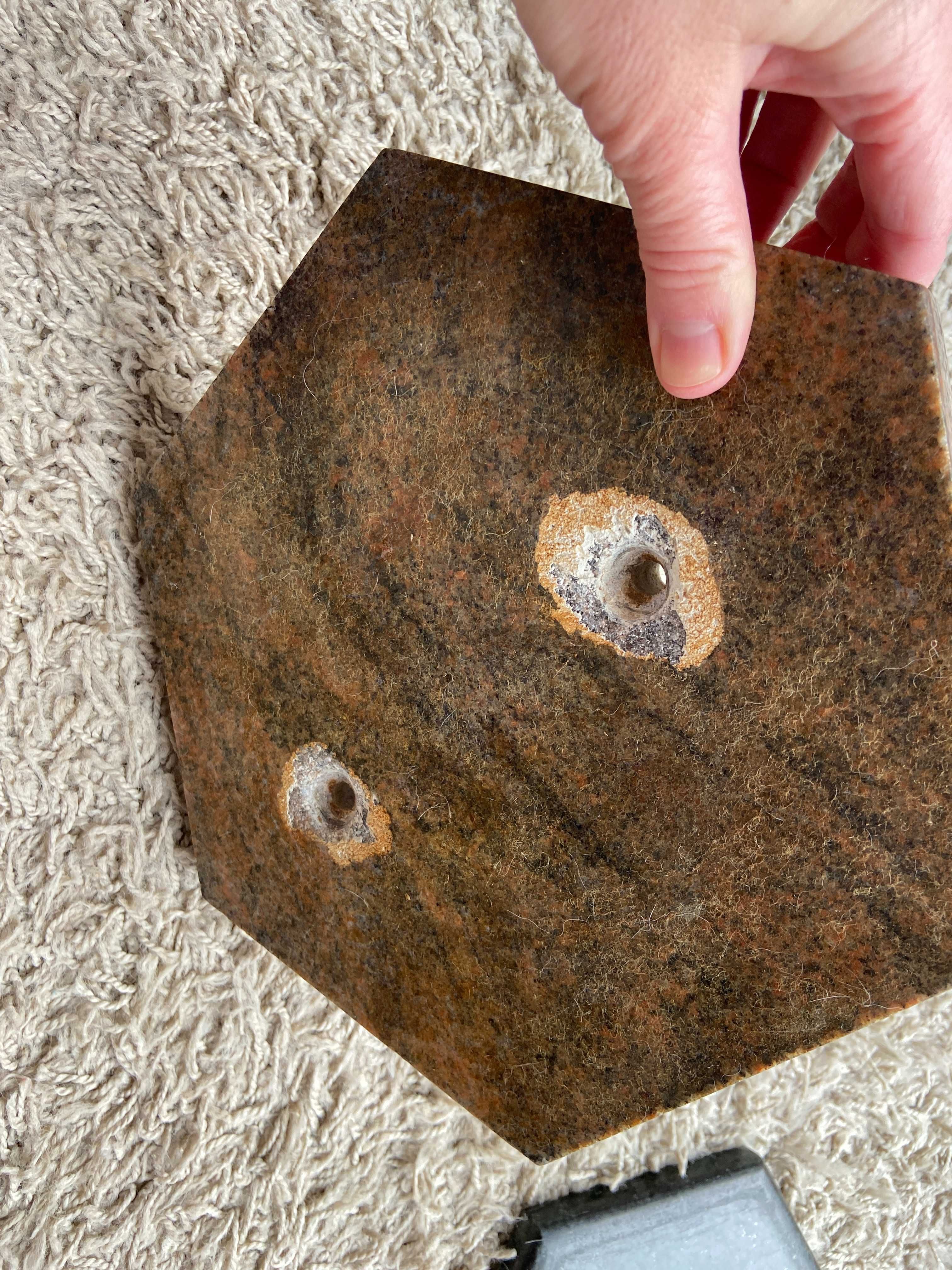 Podstawka Postument Podstawa kamienna Marmur pod figurkę 22,5x22,5x3