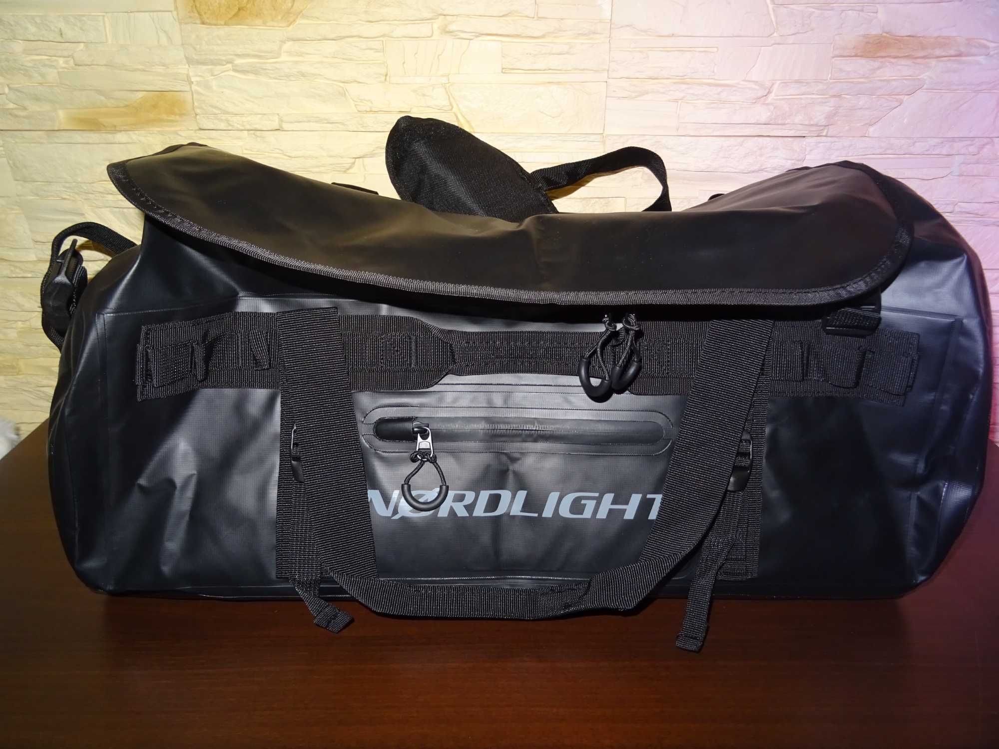Nordlight Wodoodporna torba podróżna Duffle Bag 60L - funkcja plecaka