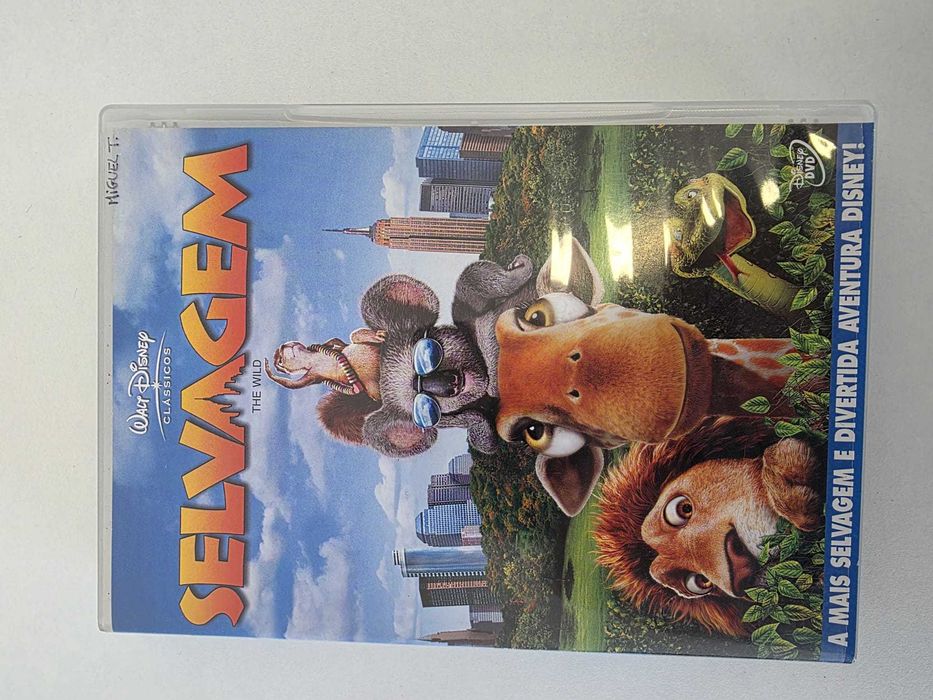 Lote 4 DVDs Disney e DreamWorks – Shrek 2, Nemo, Aviões, Selvagem